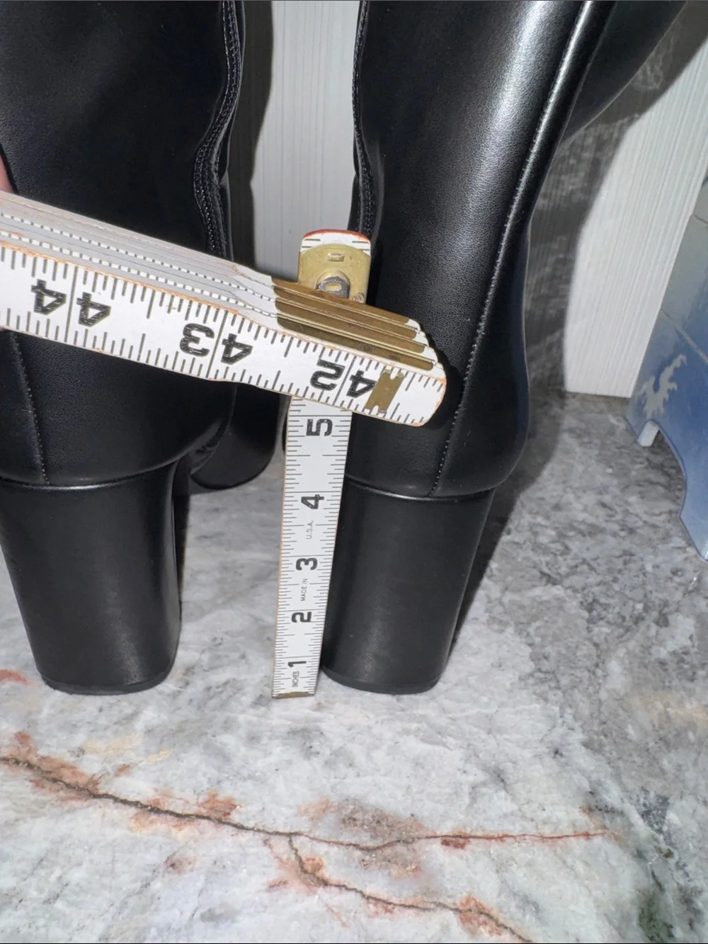 Black Knee-High Women’s Boots